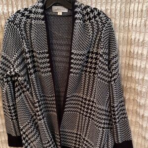 Knit by Hampshire Studio Black and White Houndstooth Women's Sweater